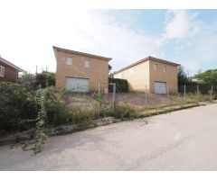SE VENDE CASA EN PIERA, ZONA LES PINEDES DE LARMENGOL