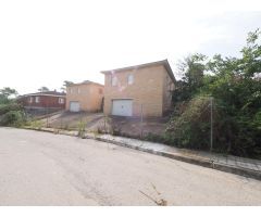 SE VENDE CASA EN PIERA, ZONA LES PINEDES DE LARMENGOL
