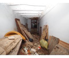 SE VENDE CASA INDEPENDIENTE EN SANT QUINTI DE MEDIONA