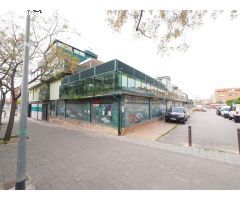 SE VENDEN DOS LOCALES COMERCIALES EN TERRASSA, ZONA ESPORTIVA