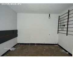 SE VENDE CASA ADOSADA EN TERRASSA