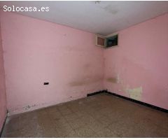 SE VENDE CASA ADOSADA EN TERRASSA