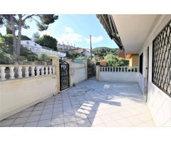 SE VENDE CASA EN SUBIRATS, URBANIZACIÓN CASA BLANCA