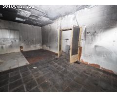 SE VENDE LOCAL COMERCIAL EN MONTCADA I REIXAC, ZONA LA RIBERA