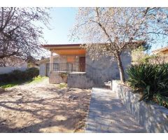 SE VENDE CASA EN CABRERA DANOIA, URBANIZACIÓN EL CASTILLO DE CABRERA