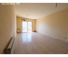 SE VENDE PISO EN TERRASSA, ZONA LES ARENES