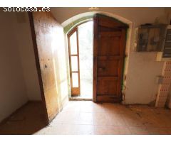 SE VENDE CASA AISLADA EN FONT-RUBI
