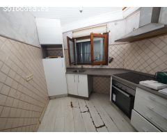 SE VENDE PISO EN TERRASSA, ZONA CAN AURELL