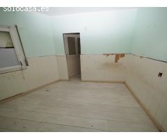 SE VENDE PISO EN TERRASSA, ZONA CAN AURELL