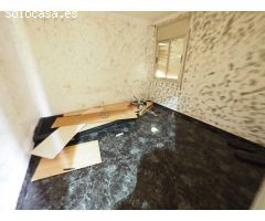 SE VENDE PISO EN TERASSA, ZONA CAN ANGLADA
