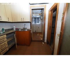 SE VENDE PISO EN SABADELL, ZONA CAMPOAMOR