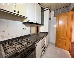 SE VENDE PISO EN TERRASSA, ZONA CAN BOADA