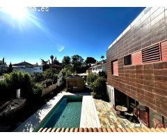 UN CHALET MODERNO Y PARA ENTRAR A VIVIR CON LA MEJOR UBICACIÓN.