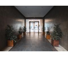 UNA VIVIENDA, SITUADA EN AVDA. CAÑITO BAZAN. 3 DORMITORIOS, 2 BAÑOS, COCHERA, TRAST y PISCINA.