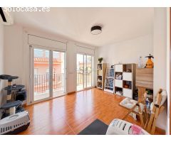 Ático Dúplex con Terraza y Vistas al Mar en Sant Lluís, Palafolls