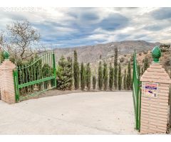 Chalet en Venta en Canillas de Aceituno, Málaga