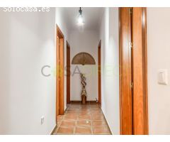 Chalet en Venta en Canillas de Aceituno, Málaga