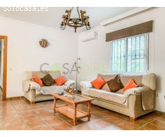 Chalet en Venta en Canillas de Aceituno, Málaga