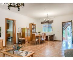 Chalet en Venta en Canillas de Aceituno, Málaga