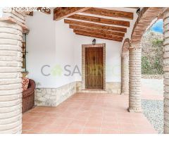 Chalet en Venta en Canillas de Aceituno, Málaga