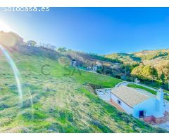 Chalet en Venta en Yunquera de Henares, Málaga