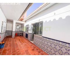 Edificio en Venta en Torrox Costa, Málaga