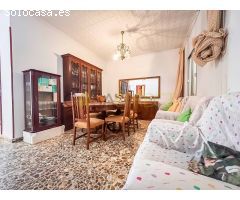 Edificio en Venta en Torrox Costa, Málaga