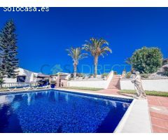 Chalet en Venta en Torrox Costa, Málaga