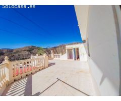 Chalet en Venta en Vélez de Benaudalla, Granada