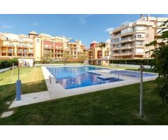 Piso en Alquiler en Torrox Costa, Málaga