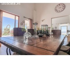 Chalet en Venta en Canillas de Aceituno, Málaga