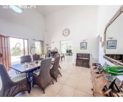 Chalet en Venta en Canillas de Aceituno, Málaga