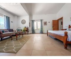 Chalet en Venta en Canillas de Aceituno, Málaga