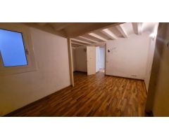 Piso 1º + local a pie de calle en la planta inferior de 81 m² cada formando una sola entidad.