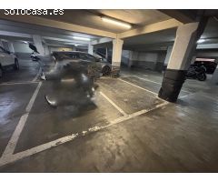 3 plazas de coche y 3 plazas de moto en venta