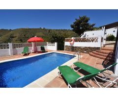 Chalet en Alquiler en Torrox Costa, Málaga