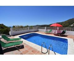 Chalet en Alquiler en Torrox Costa, Málaga