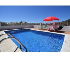 Chalet en Alquiler en Torrox Costa, Málaga