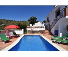 Chalet en Alquiler en Torrox Costa, Málaga