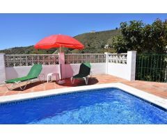 Chalet en Alquiler en Torrox Costa, Málaga