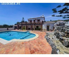 Casa de campo en Alquiler en Alcaucín, Málaga
