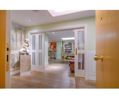 ¡Exclusivo Lujo y Espacio en el Corazón de Sant Gervasi, Barcelona!