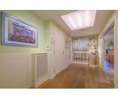 ¡Exclusivo Lujo y Espacio en el Corazón de Sant Gervasi, Barcelona!
