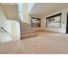 Tríplex en esquina con jardín privado en Los Alcázares
