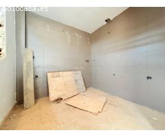 Tríplex en esquina con jardín privado en Los Alcázares