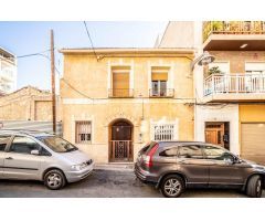 Estupenda casa de dos plantas en Molina de Segura