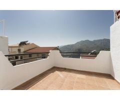 Dúplex en Venta en Lentegí, Granada