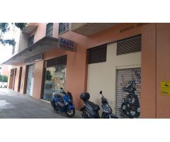 LOCAL COMERCIAL TOTALMENTE INSTALADO CON SALIDA DE HUMOS