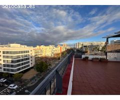 MAGNÍFICO ÁTICO CON 76 m² de terraza