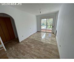 VENTA PISO EN MARBELLA ZONA GUADALMINA ALTA CON 3 HABITACIONES Y 3 BAÑOS